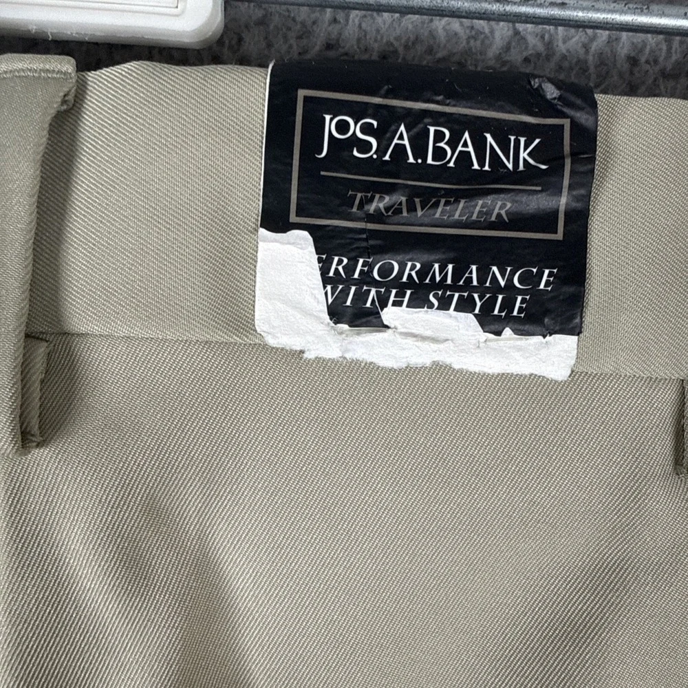 Jos A Bank Traveler Pants‎ Mens 38x34 Khaki Flat Front Chinos NWT